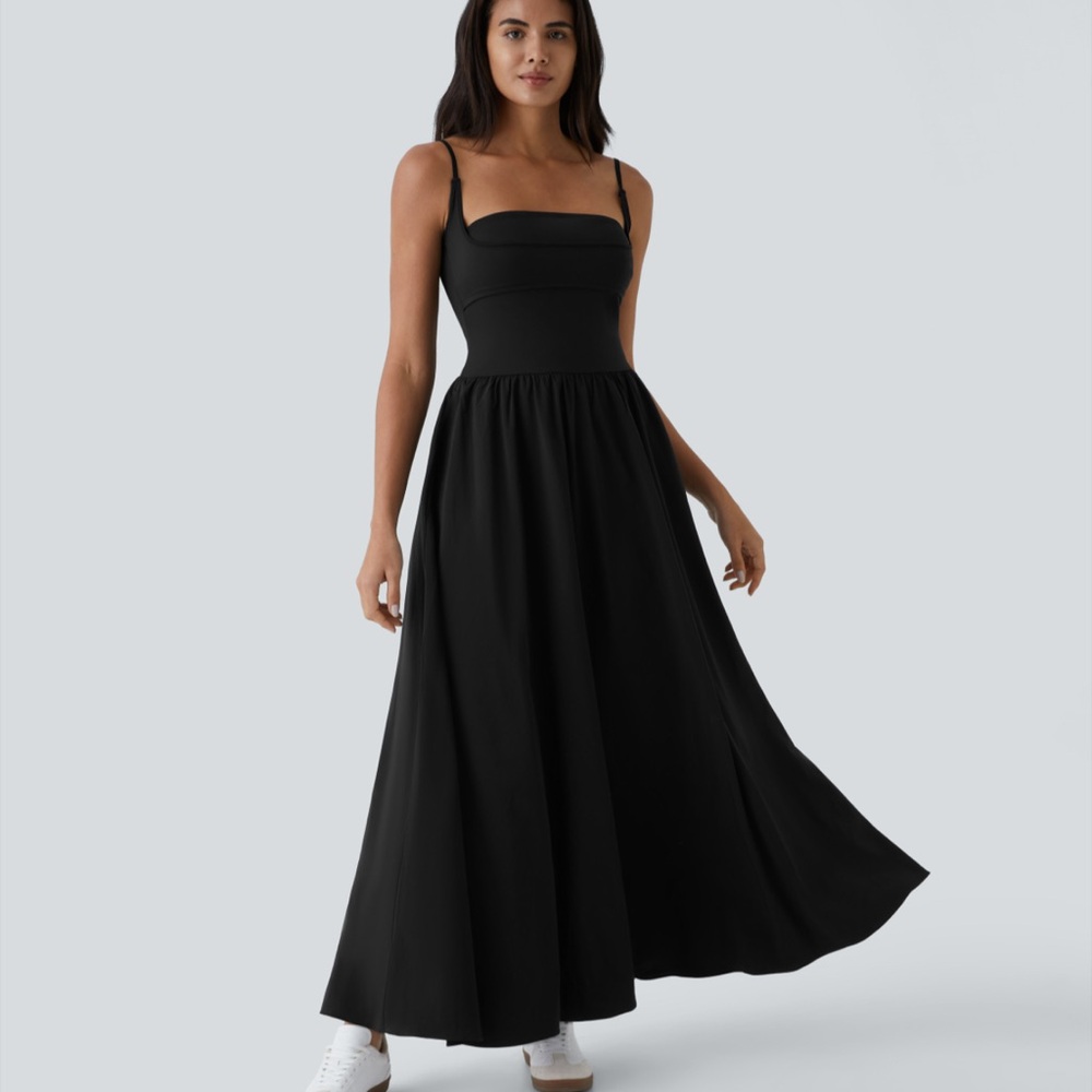 HALARA Elegant Black Maxi Dress